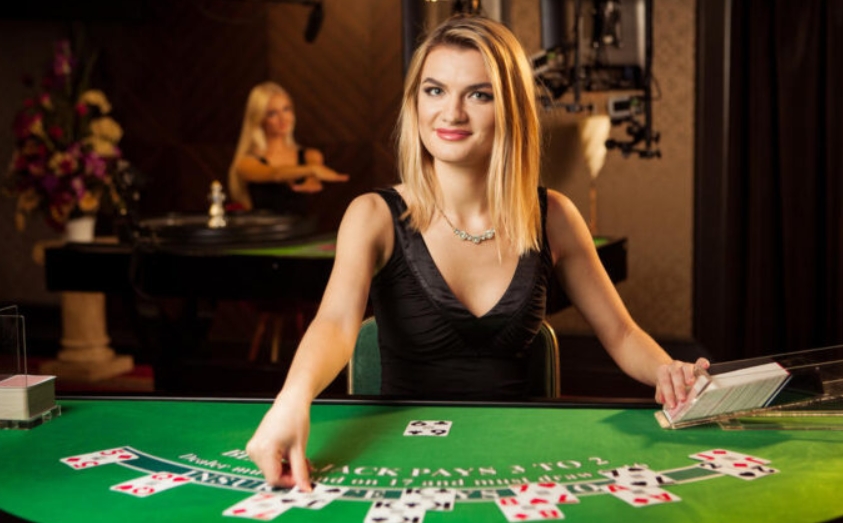 Baccarat with live dealers